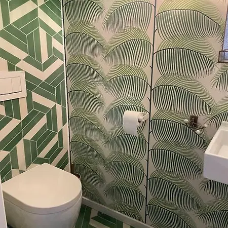 Beautiful Big House With Garden Apartament Tybinga