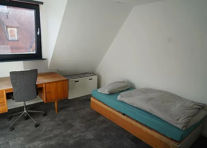 Beautiful Big House With Garden